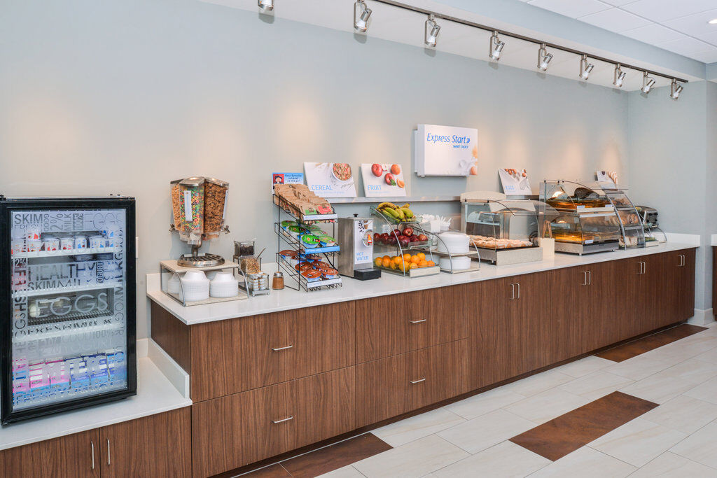 Holiday Inn Express & Suites - Chadron By Ihg Bagian luar foto